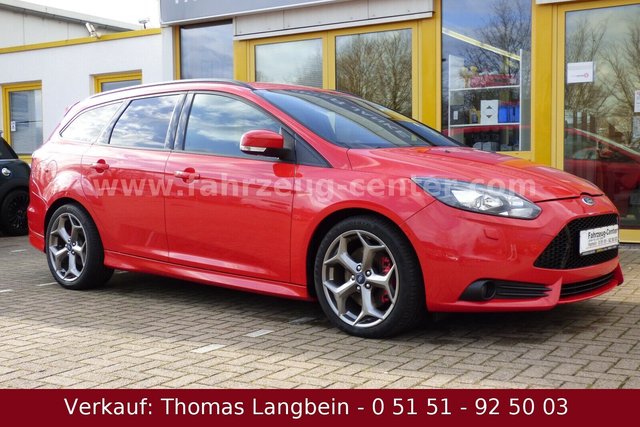 Ford Focus 2.0 EcoBoost ST Turnier Navi, RECARO, Kamera Gebrauchtwagen Kaufen | EZ 05/2014