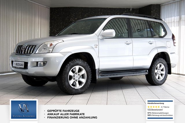 Toyota Land Cruiser 3.0 D-4D Sol Scheckheft bei TOYOTA