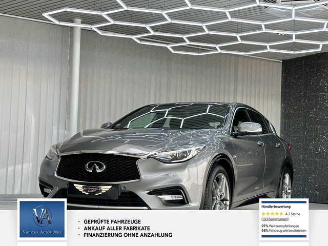 Infiniti Q30 2.2 d Vollausstatung Panorama Leder Alcantara dachhimmel  2 Hand Gepflegt Rückfahrkamera+