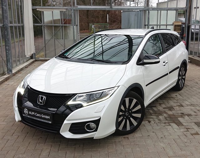 Honda Civic 1.8 Tourer  KAMERA/TÜV/GANZJAHRESREIFEN - photo 1