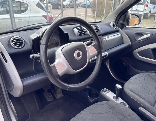 smart fortwo coupe passion MHD  PAORAMA/TÜV NEU/GANZJAHRESREIFEN - photo 2