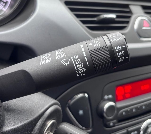 Opel Corsa E 1.2 Edition  EINPARKHILFE/TÜV/4-TÜRER - photo 7