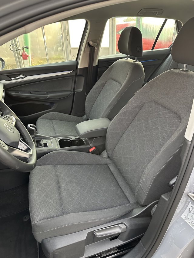 Volkswagen Golf VIII 1,5 TSI ACT Life  1.HAND/NAVI/SPURHAL. - photo 8