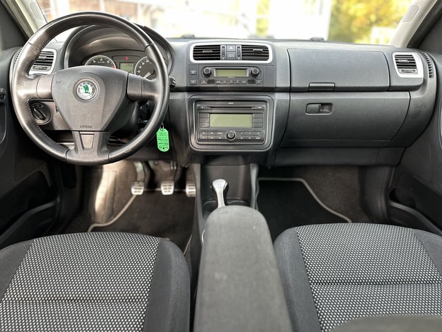 Skoda Roomster Scout  SHZ TEMPOMAT KLIMA TÜV NEU - bilder 2