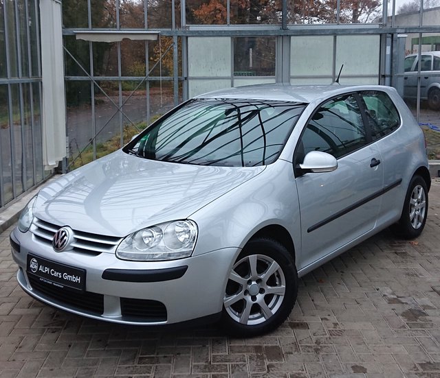 Volkswagen Golf 1.4 Trendline  NAVI/CarPlay/TÜV - photo 1