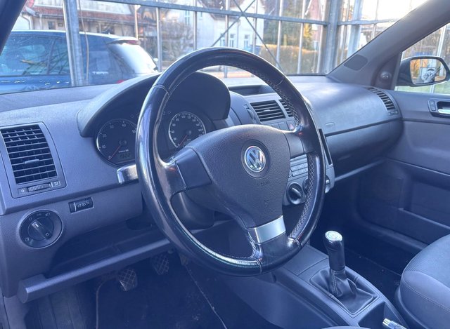 Volkswagen Polo 1.2 Black Edition  TÜV NEU/8-fach bereift - foto 2