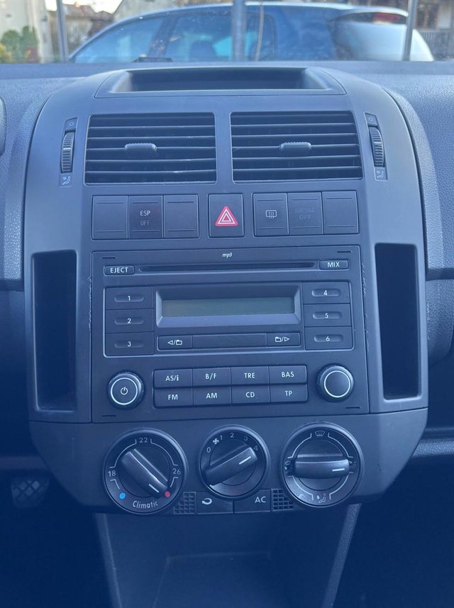 Volkswagen Polo 1.2 Black Edition  TÜV NEU/8-fach bereift - foto 8