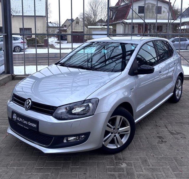 Volkswagen Polo 1.2 MATCH  EINPARKHILFE/TÜV/FINANZ. - foto 1