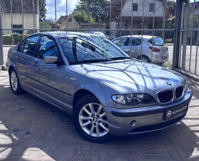 BMW 318 i AUTOMATIK Edition Lifestyle  SITZHEIZ./TÜV NEU - bilder 5