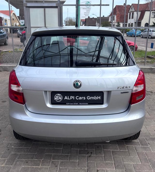 Skoda Fabia 1.2 TSI  TÜV + STEUERKETTE NEU - bilder 10