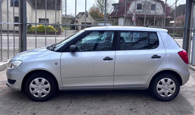Skoda Fabia 1.2 TSI  TÜV + STEUERKETTE NEU - bilder 7