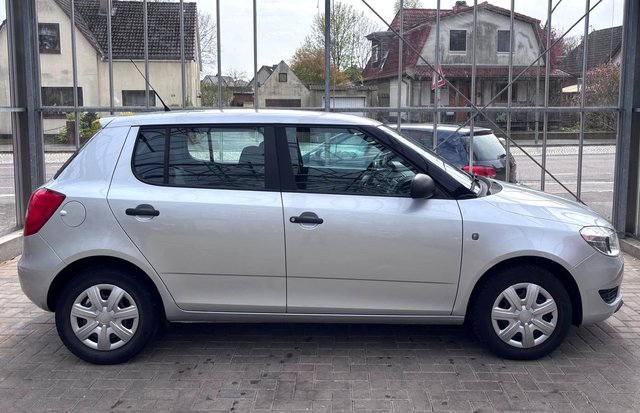 Skoda Fabia 1.2 TSI  TÜV + STEUERKETTE NEU - bilder 8