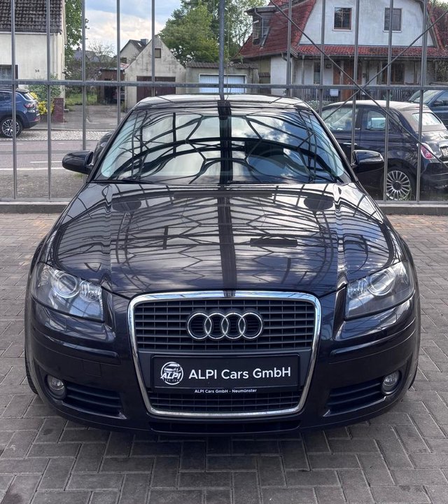 Audi A3 1.6 FSI Sportback  EINPARKHILFE/SITZHEIZ./TEMP. - foto 3