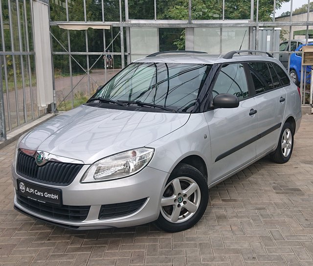 Skoda Fabia Combi 1.4 Cool Edition  TÜV/AHK/KLIMA - photo 1