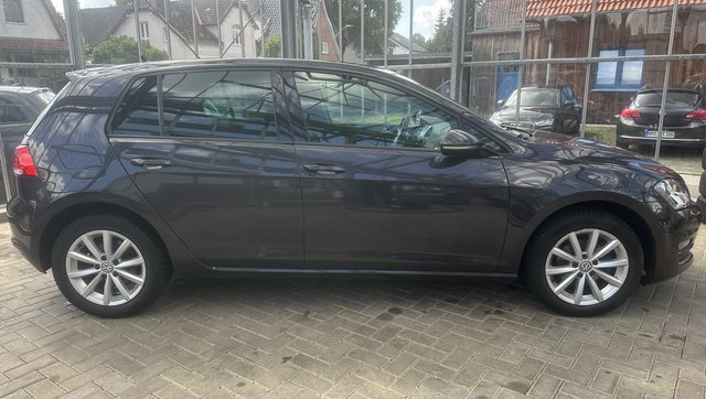 Volkswagen Golf VII 1.2 TSI Lounge  AUTOMATIK/CARPLAY/SITZH. - bilder 4