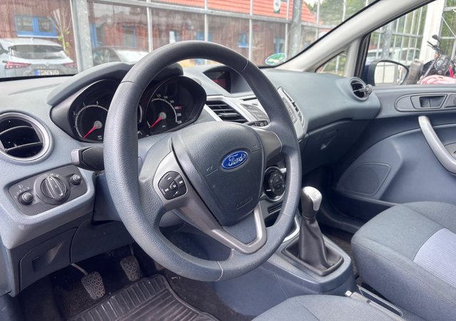 Ford Fiesta 1.2 Trend  4-TÜRER/TÜV - photo 2
