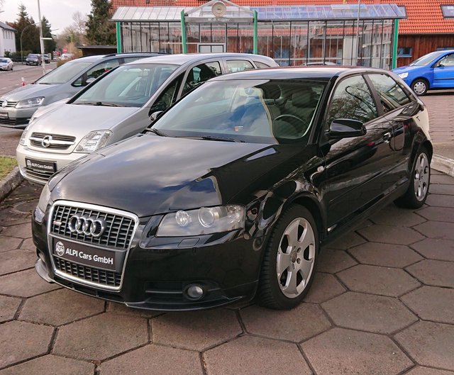 Audi A3 2.0 FSI S-LINE Ambition  XENON/TÜV/GANZJAHRESREIFEN - photo 1