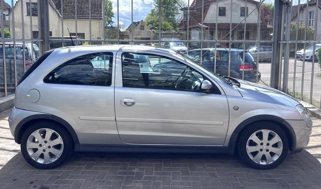 Opel Corsa C 1.0 Edition  TÜV + ÖLWECHSEL NEU - bilder 8
