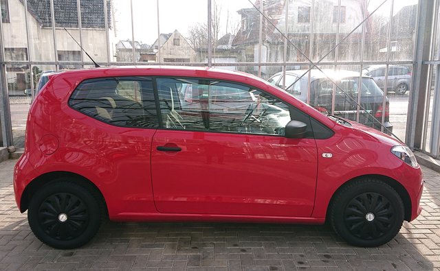 Volkswagen up! 1.0 take up!  TÜV NEU/FINANZIERUNG/GANZJAHRESREIF. - photo 2