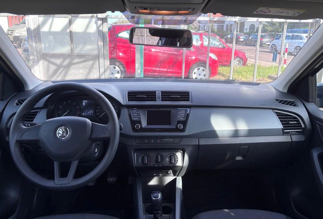 Skoda Fabia 1.0 MPI Cool Edition  EINPARKHILFE/TÜV NEU - photo 2