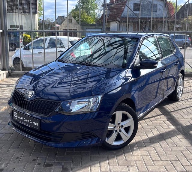 Skoda Fabia 1.0 MPI Cool Edition  EINPARKHILFE/TÜV NEU - photo 1