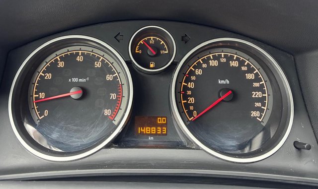 Opel Astra H 1.8 Caravan Edition  EINPARKHILFE/TÜV NEU - bilder 8