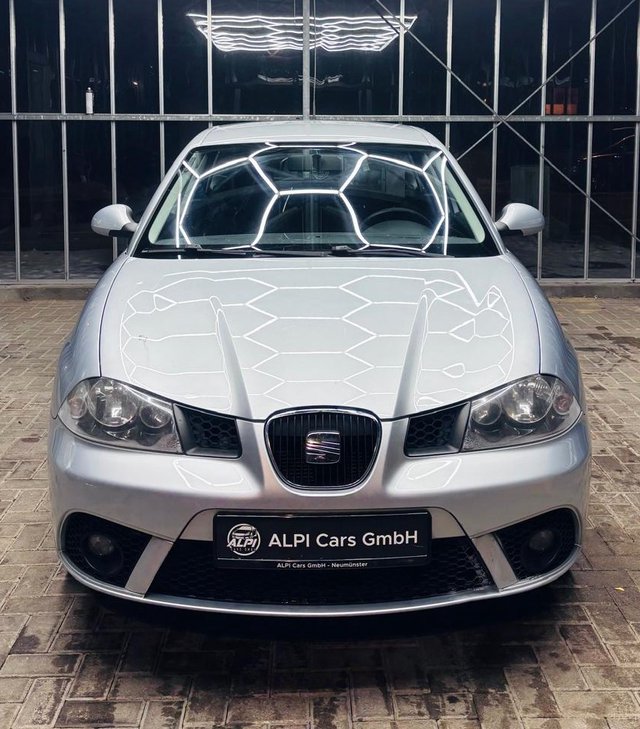 SEAT Ibiza 1.2 12V  TEMPOMAT/KLIMAAUTOMATIK/TÜV 10/2026 - bilder 3