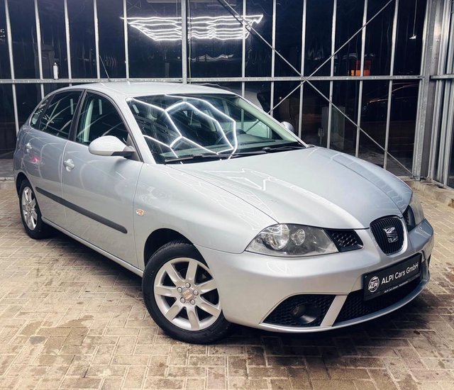SEAT Ibiza 1.2 12V  TEMPOMAT/KLIMAAUTOMATIK/TÜV 10/2026 - bilder 5