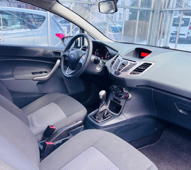 Ford Fiesta 1.25 Trend Edition  TÜV NEU/FINANZIER./KLIMA - photo 4