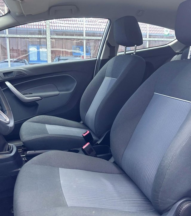 Ford Fiesta 1.25 Trend Edition  TÜV NEU/FINANZIER./KLIMA - photo 6