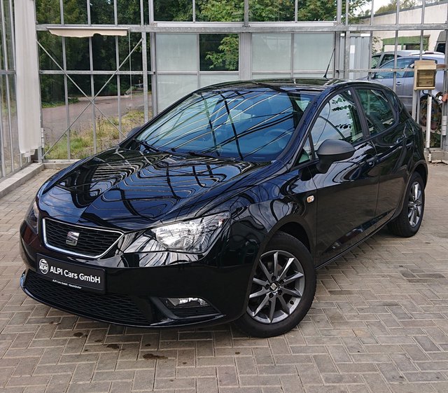 Seat Ibiza 1.4 i-Tech  1.HAND/NAVI/TÜV NEU - photo 1