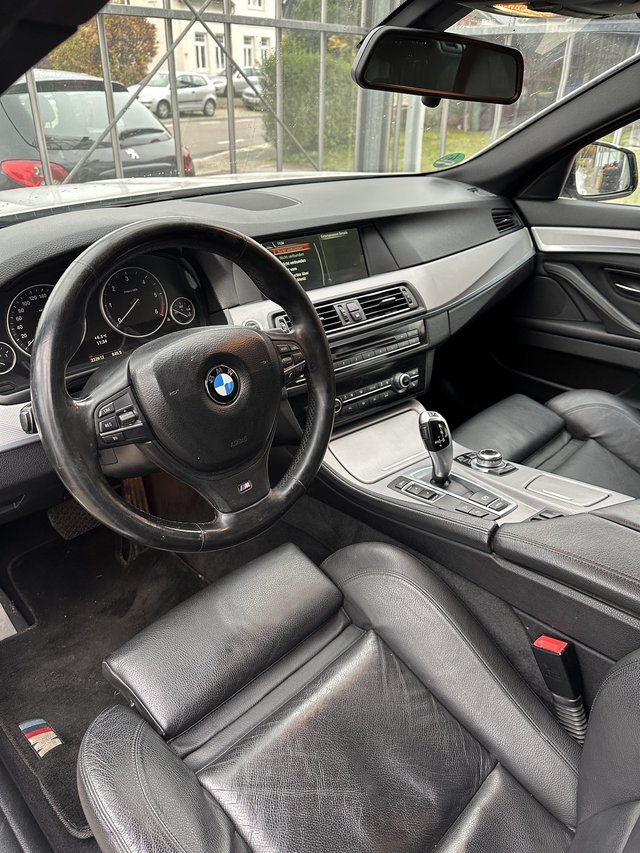 BMW 525 d xDrive  M-PAKET BI-XENON NAVI PARKHILFE - foto 4