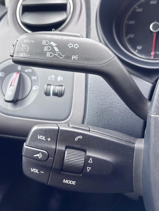 SEAT Ibiza ST 1.2 TSI  EINPARKHILFE/SITZHEIZ./TEMP. - photo 8