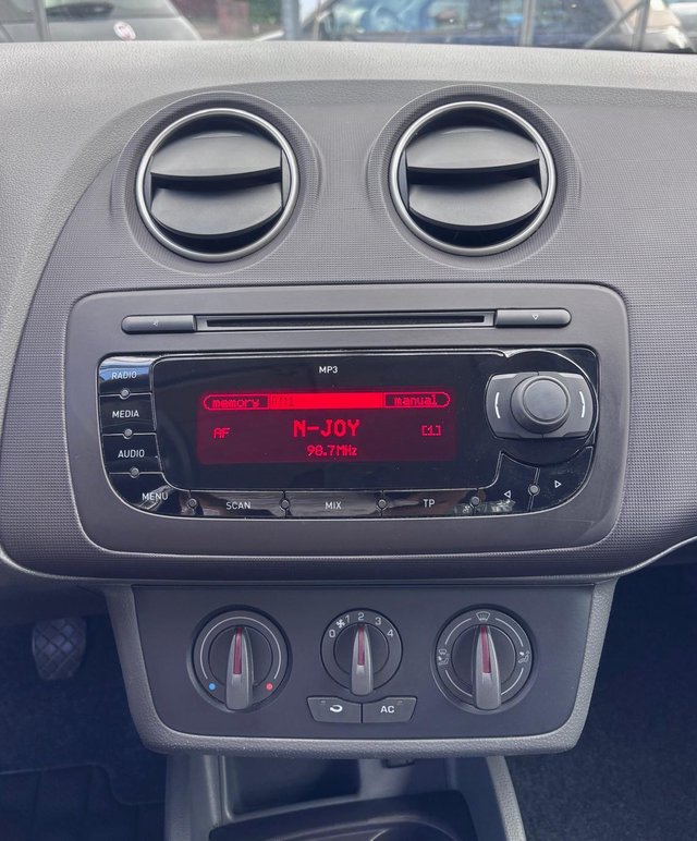 SEAT Ibiza 1.2 SC  GANZJAHRESREIF./KLIMA/TÜV - photo 8