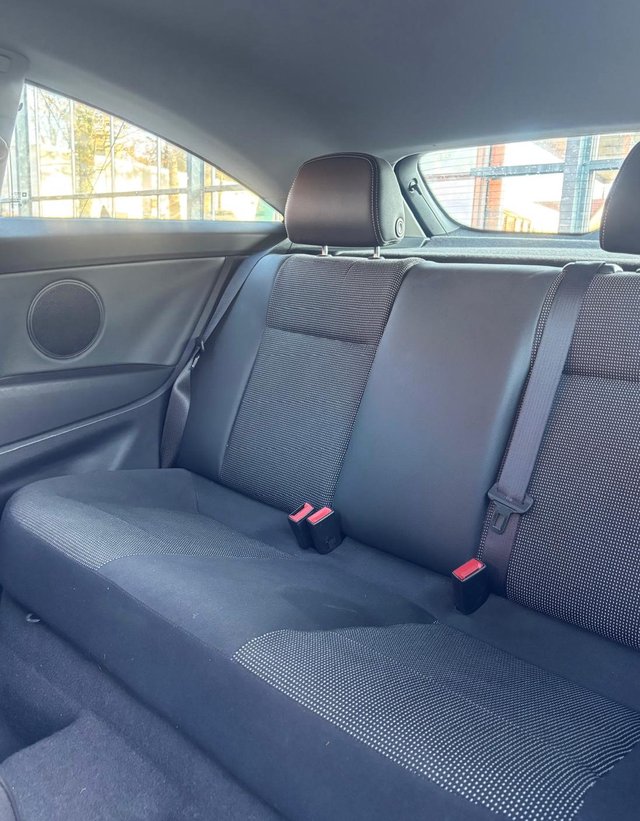 Opel Astra H GTC 1.4 Innovation  EINPARKHILFE/BI-XENON/TÜV - bilder 8