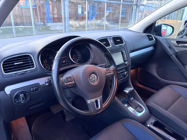 Volkswagen Golf VI 1.2 TSI Comfortline  AUTOMATIK/NAVI/EINPARKHILFE - foto 2