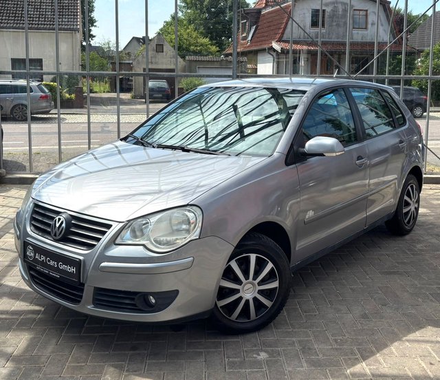Volkswagen Polo 1.2 Comfortline  TÜV NEU/FINANZIERUNG - photo 1