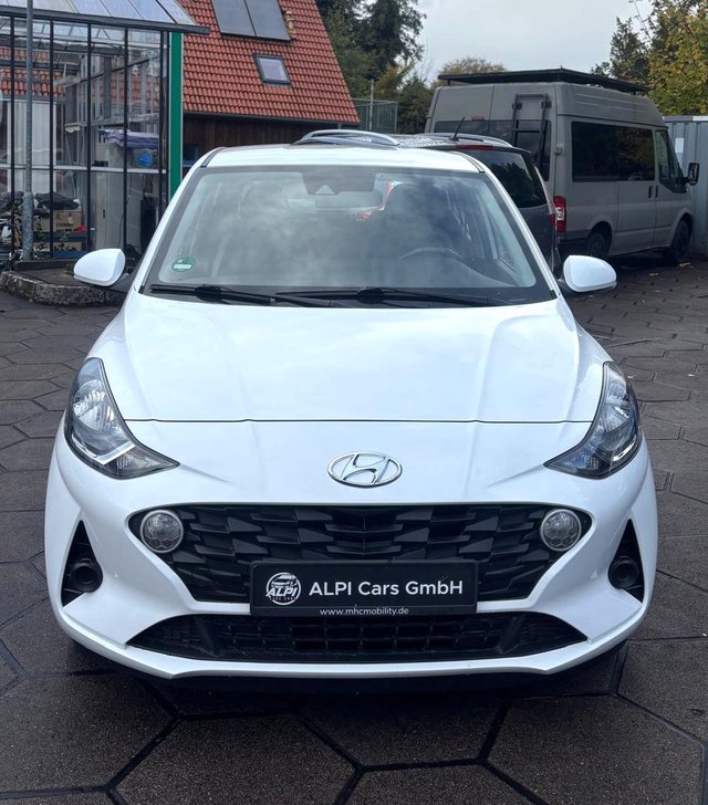 Hyundai i10 1.0 Trend  CARPLAY/SPURHALTE-ASS./1.HAND - bilder 4