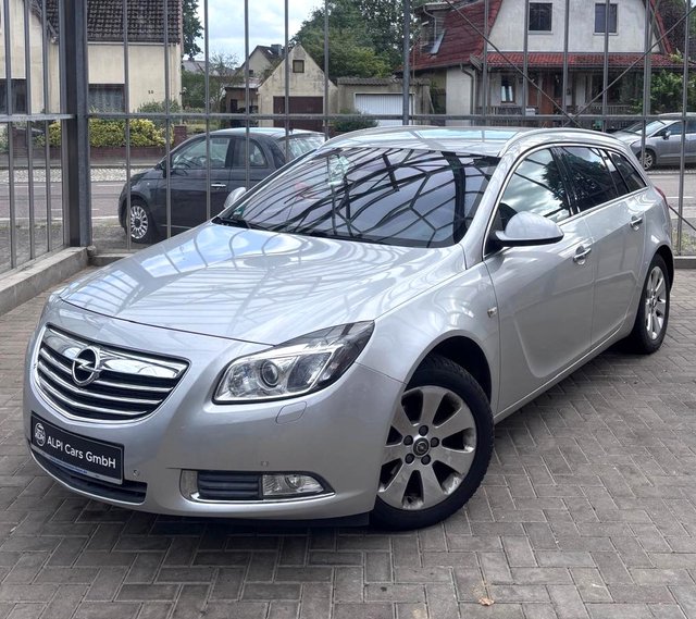 Opel Insignia 1.8 Sports Tourer Innov.  NAVI/EINPARKHILFE - photo 1