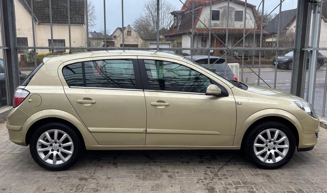 Opel Astra H CC 1.8 5T Elegance AUTOMATIK EINPARKHILFE/TÜV NEU - photo 3