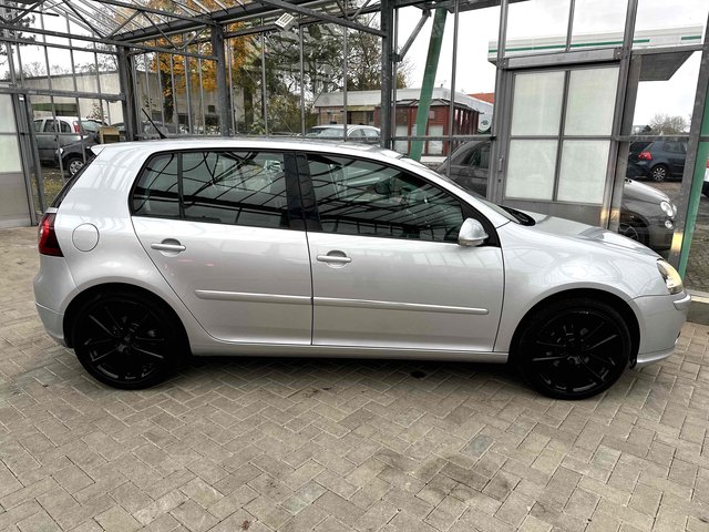 Volkswagen Golf 1.6 Edition  TEMPOMAT/TÜV/KLIMA - foto 3