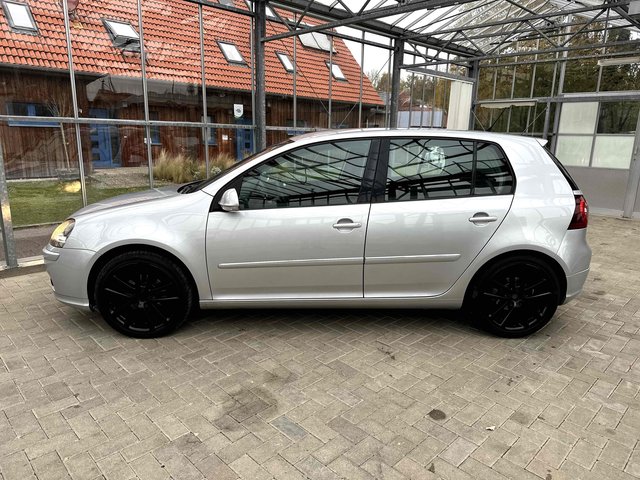 Volkswagen Golf 1.6 Edition  TEMPOMAT/TÜV/KLIMA - foto 7