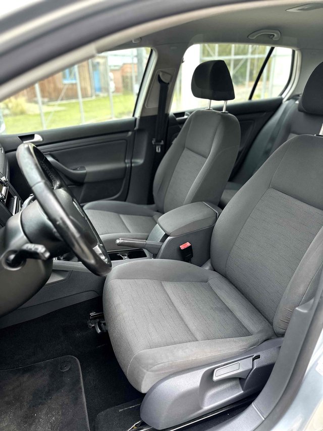 Volkswagen Golf 1.6 Edition  TEMPOMAT/TÜV/KLIMA - foto 4