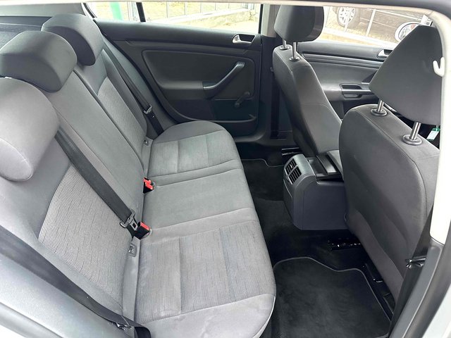 Volkswagen Golf 1.6 Edition  TEMPOMAT/TÜV/KLIMA - foto 10
