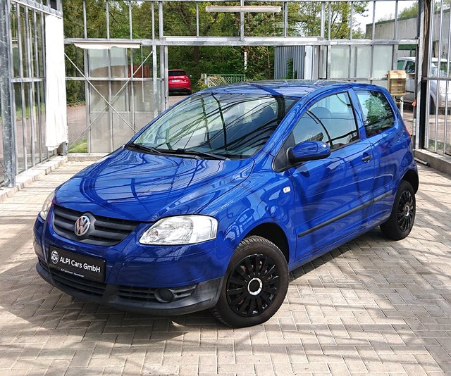 Volkswagen Fox 1.2  TÜV + ÖLWECHSEL NEU + GANZJAHRESREIFEN - photo 1