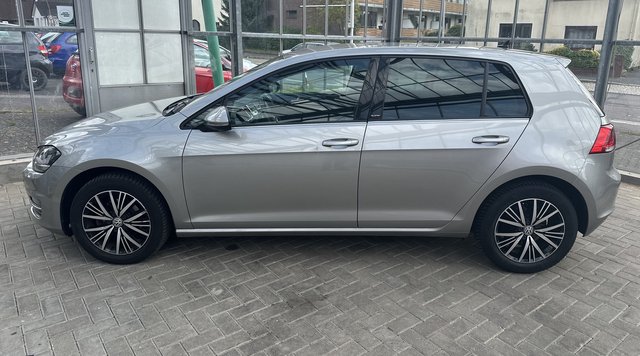 Volkswagen Golf VII 1.2 TSI Allstar  LED/SITZHEIZ./EINPARKHILFE - foto 6
