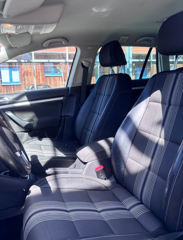 Volkswagen Golf Variant 1.2 TSI MATCH  STANDHEIZ./NAVI/AHK - photo 4