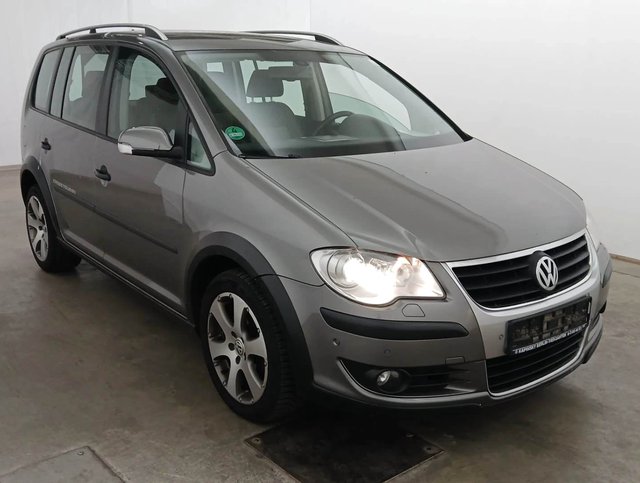 Volkswagen Touran CrossTouran 2.0 TDI DSG  AUTOMATIK/AHK/XENON - photo 1