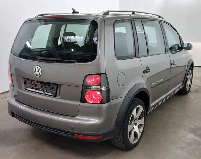 Volkswagen Touran CrossTouran 2.0 TDI DSG  AUTOMATIK/AHK/XENON - photo 5