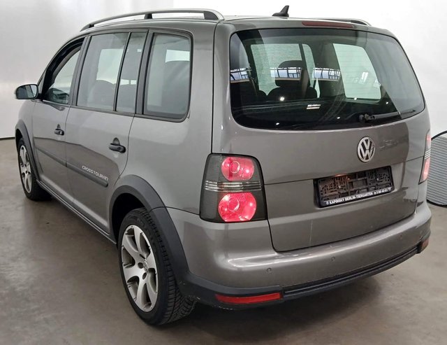 Volkswagen Touran CrossTouran 2.0 TDI DSG  AUTOMATIK/AHK/XENON - photo 7